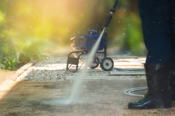 Best Vinyl Siding Pressure Washing in Amery, WI